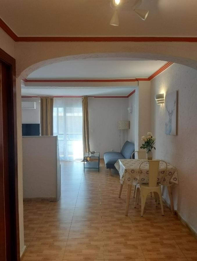 Unique Apartahotel 4-1 Torrevieja Buitenkant foto